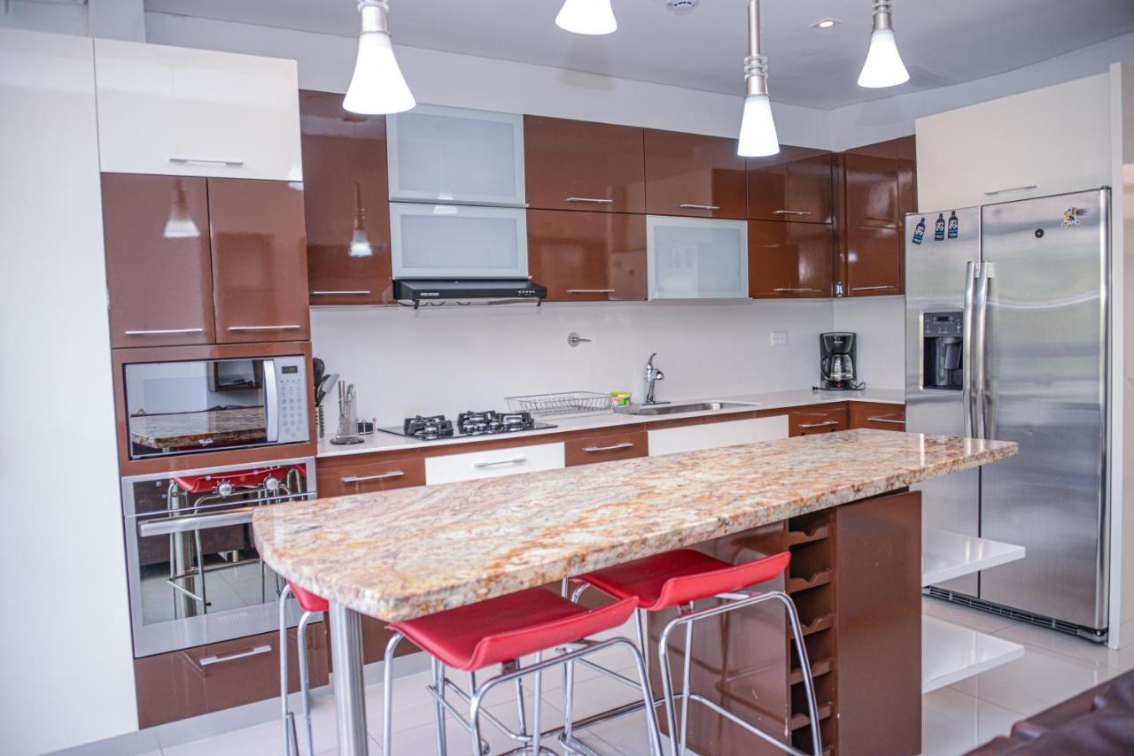 Apartamento Lleras Ac Hot Tub Medellín Extérieur photo