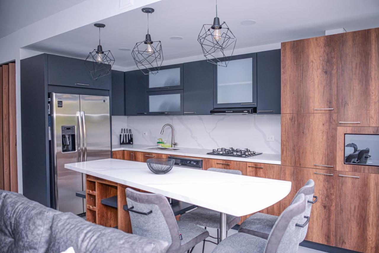 Apartamento Lleras Ac Hot Tub Medellín Extérieur photo