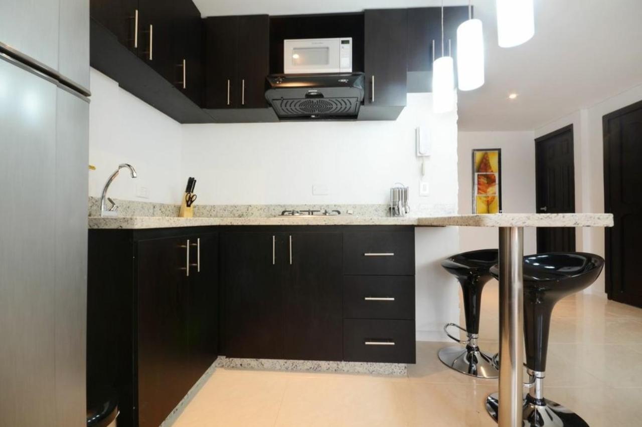 Apartamento Lleras Ac Hot Tub Medellín Extérieur photo